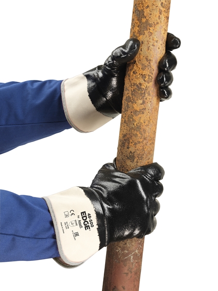 Edge-48500-1_EMEA_props-1_White