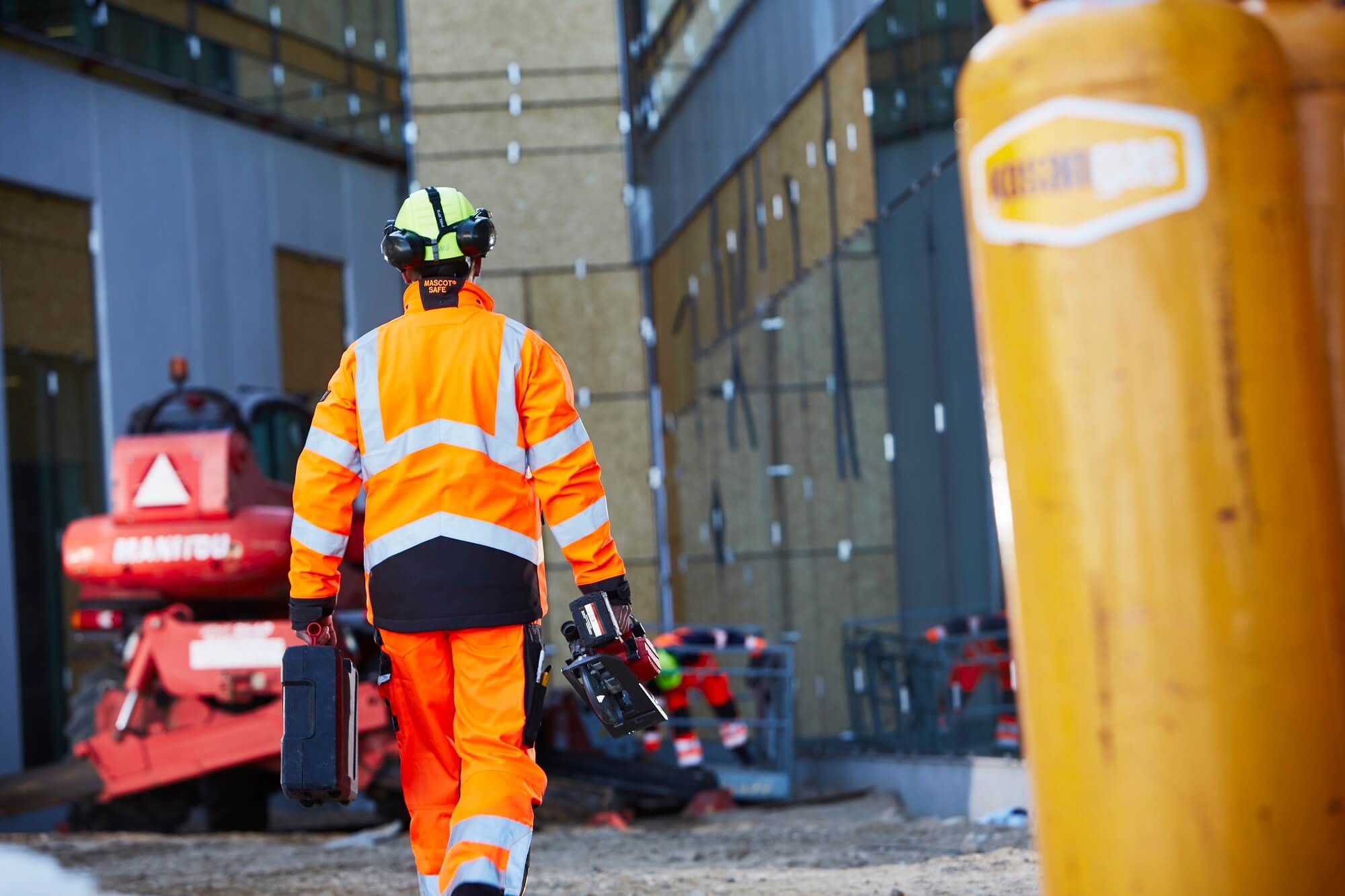 15502-246_15579-860_F0116-937_A_1