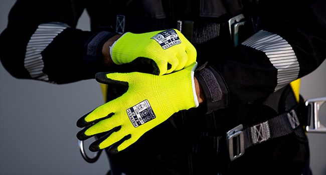 High visibility gloves & caps